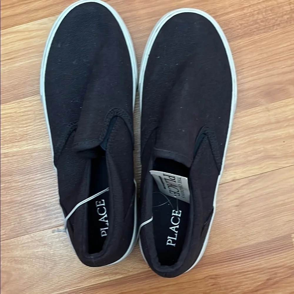The Children's Place Dark Blue Slip-On Shoes Size 3